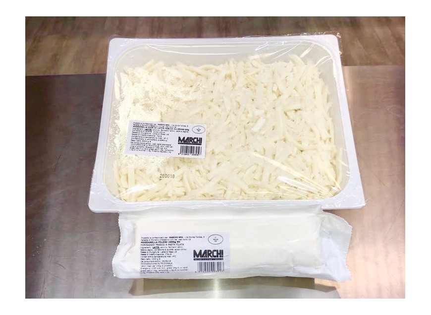 La mozzarella julienne a nostro marchio